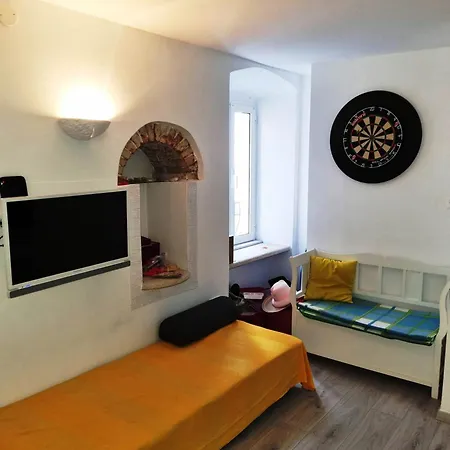 Crystal Luxe Apartment *